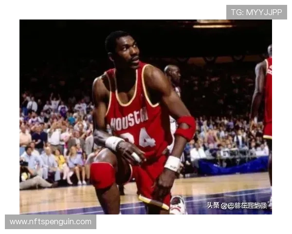 哈基姆·奥拉朱旺结合背打单打效率显著领先同期内线对手