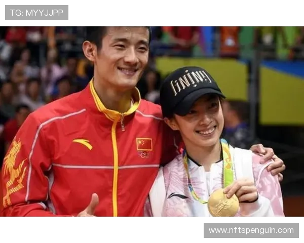 谌龙私底下竟然这么“瘦金体”，和赛场上那个猛禽完全两个人…